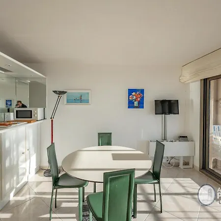 T2 Face Avec Garage Aux Sables-d'olonne - Fr-1-197-213 شقة *