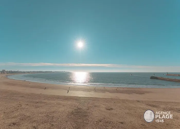 Appartement T2 Face Avec Garage Aux Sables-d'olonne - Fr-1-197-213